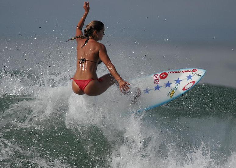 surfer girls