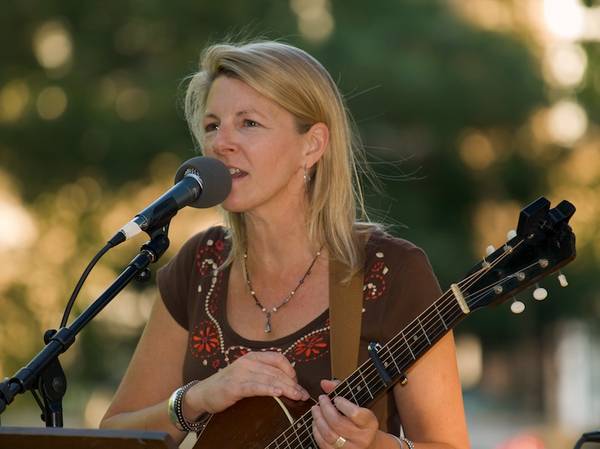 laurelynn dossett