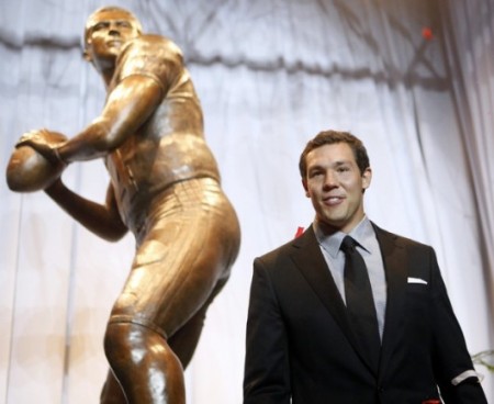 statue